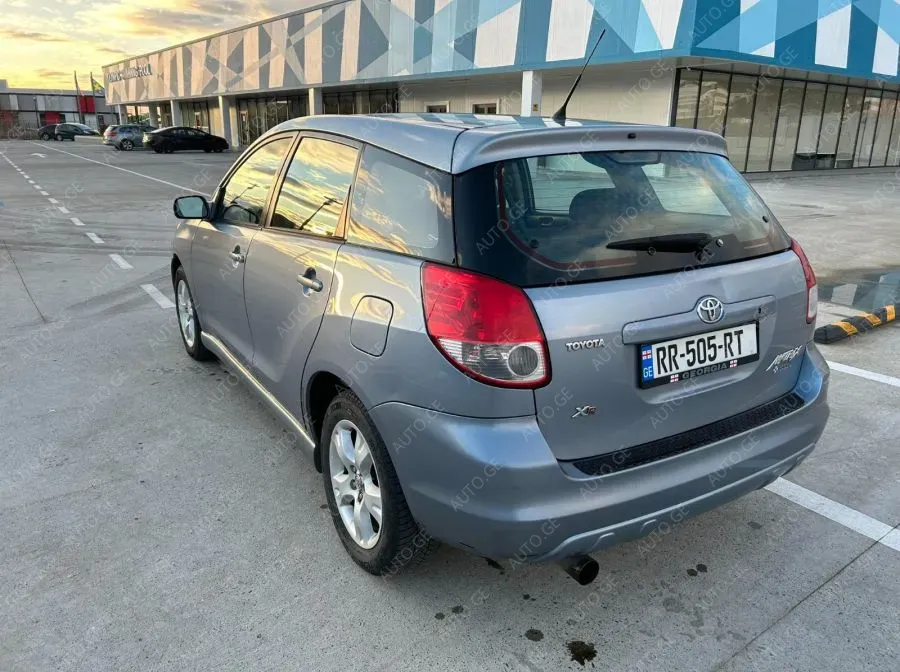 Toyota Matrix 2003 — photo 2