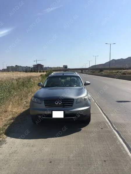 Infiniti FX35