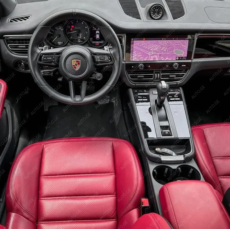 Porsche Macan 2024 — photo 2