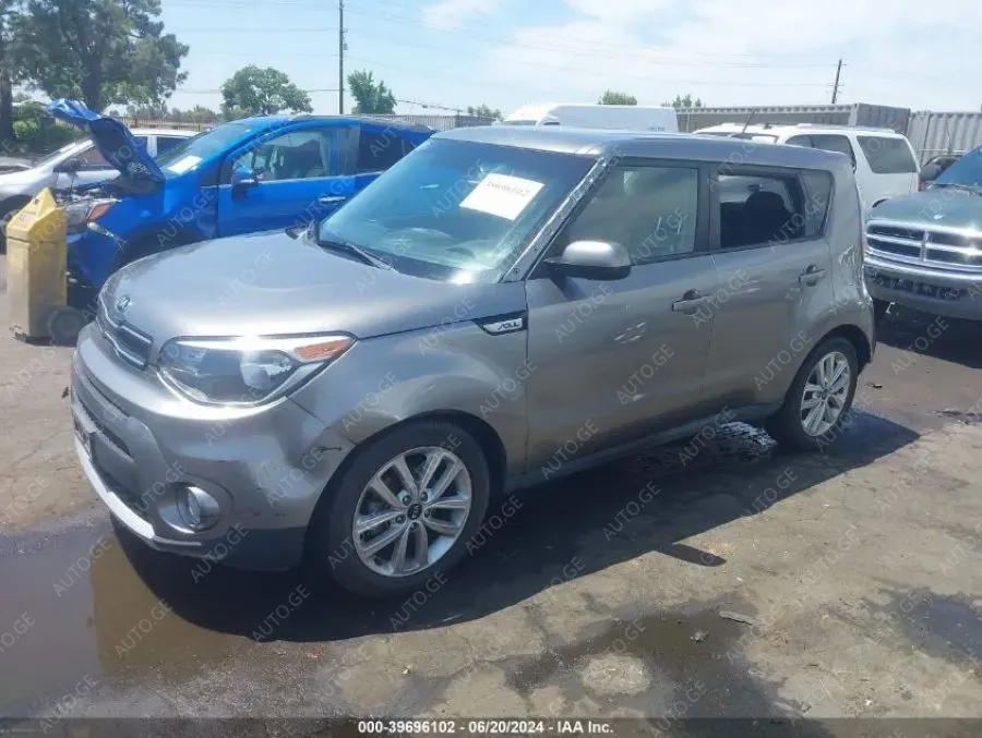Kia Soul 2018 — photo 2