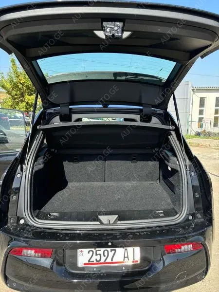 BMW i3 2019 — photo 2
