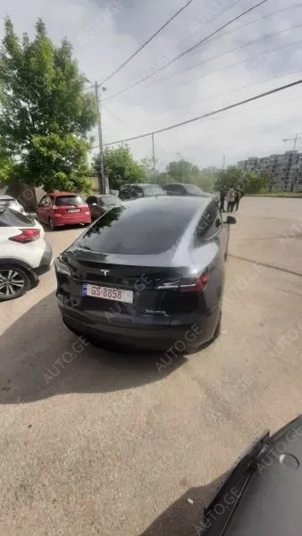 Tesla Y-Performance 2021 — photo 2