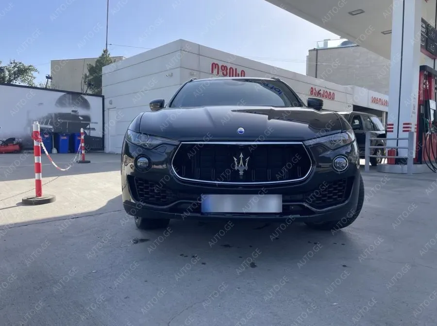 Maserati Levante-Maserati 2018 — photo 2