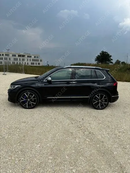 Volkswagen Tiguan 2023 — photo 2