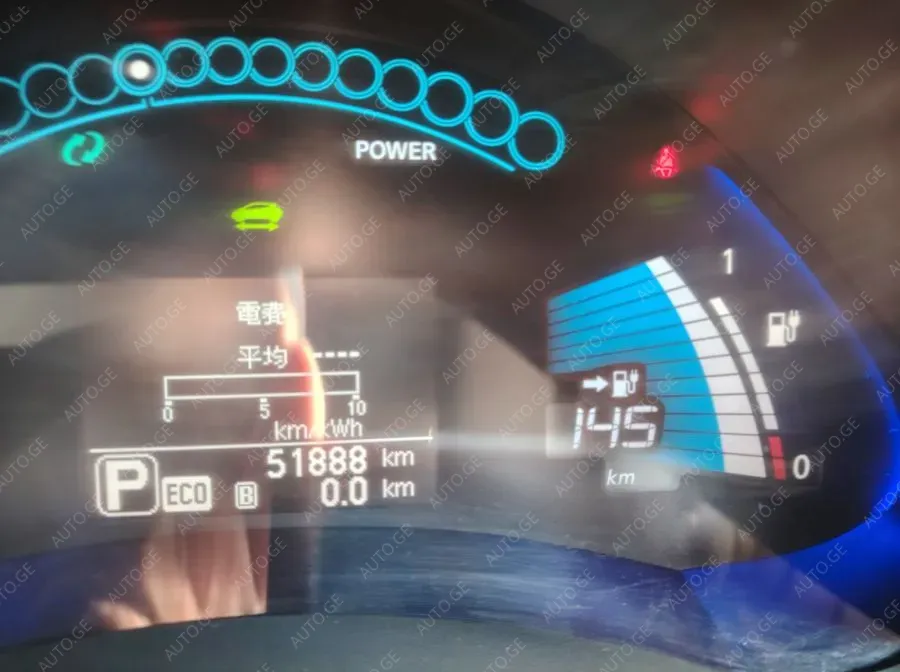 Nissan Leaf 2016 — photo 2