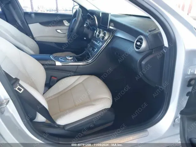 Mercedes-Benz C-300-Merc 2017 — photo 2