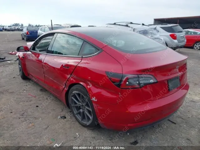 Tesla Model-3-Tesla