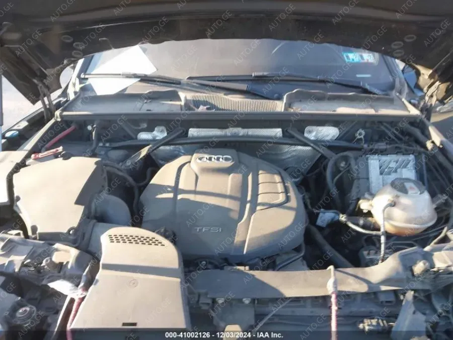 Audi Q5 2018 — photo 2