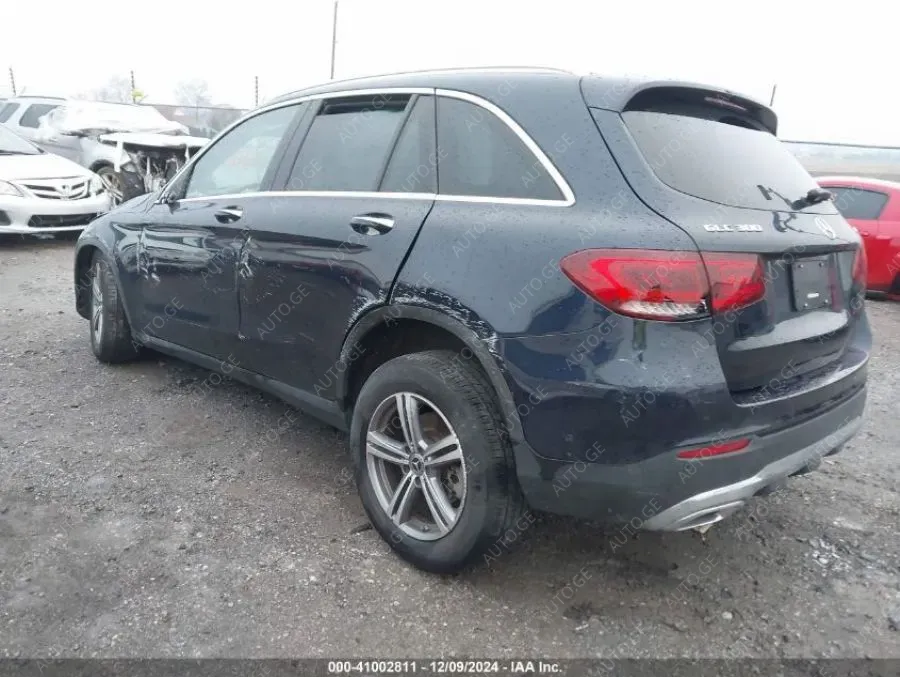 Mercedes-Benz 300-Glc 2022 — photo 2