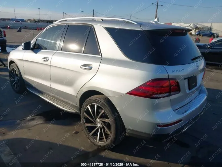 Mercedes-Benz Gla-250G 2018 — photo 2