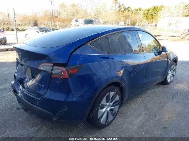 Tesla Model Y 2021 — photo 2