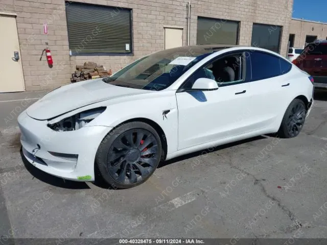 Tesla Model-3-Tesla