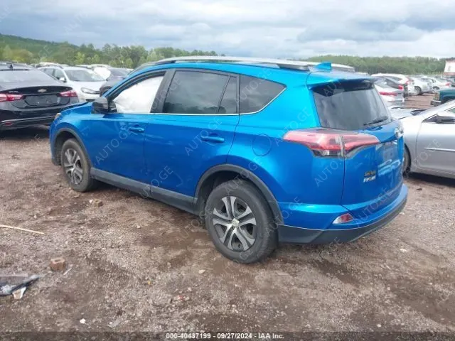 Toyota RAV4 2018 — photo 2