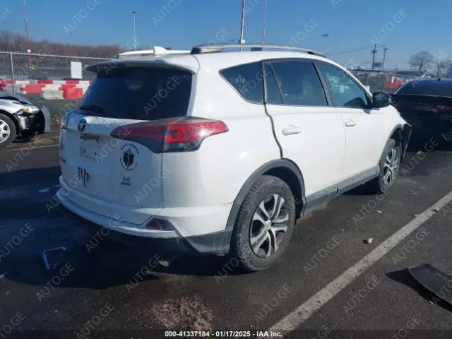Toyota RAV4 2016 — photo 2