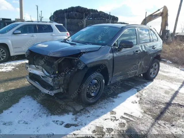 Toyota RAV4 2022 — photo 2