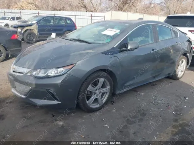 Chevrolet Volt 2017 — photo 2
