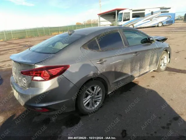 Hyundai Elantra 2019 — photo 2