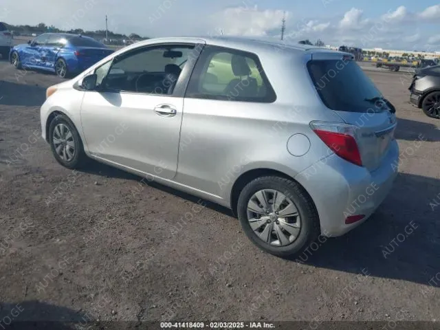 Toyota Yaris 2014 — photo 2