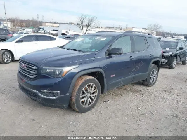 GMC Acadia 2018 — photo 2