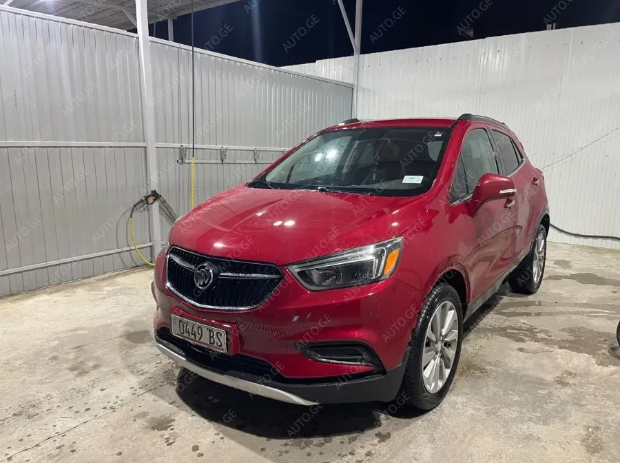 Buick Encore 2017 — photo 2