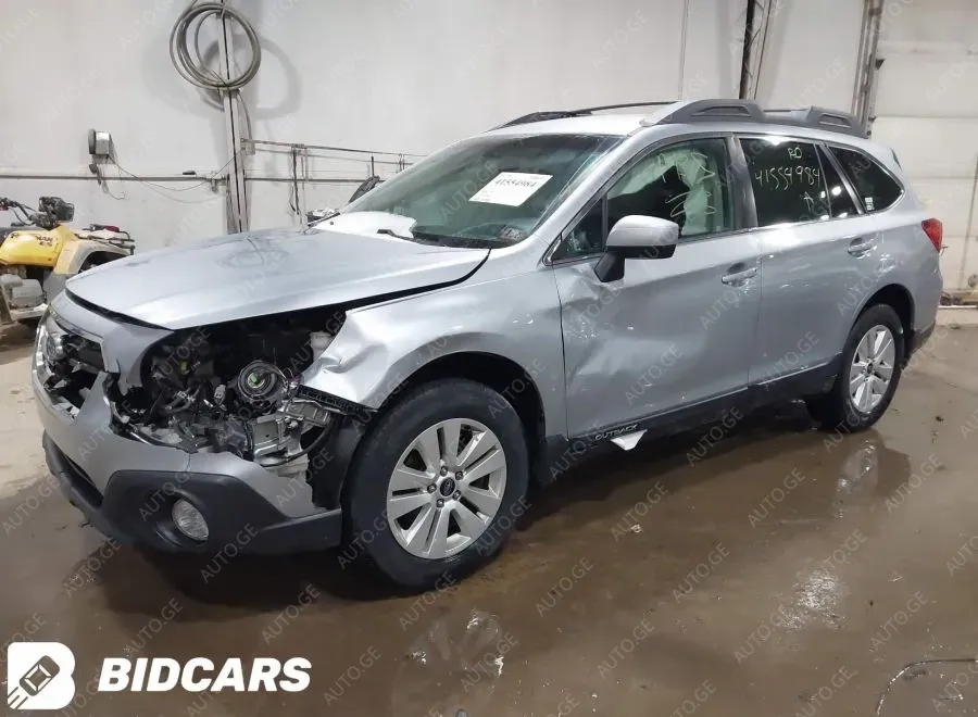 Subaru Outback 2017 — photo 2
