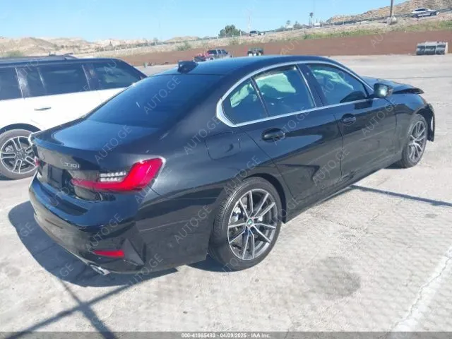BMW 330 2021 — photo 2