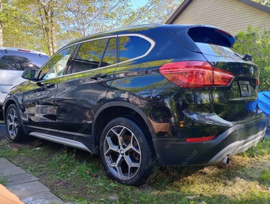 BMW X1