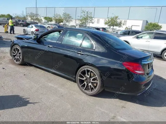 Mercedes-Benz Amg 2018 — photo 2
