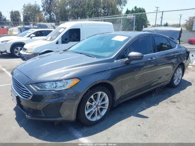 Ford Fusion 2020 — photo 2