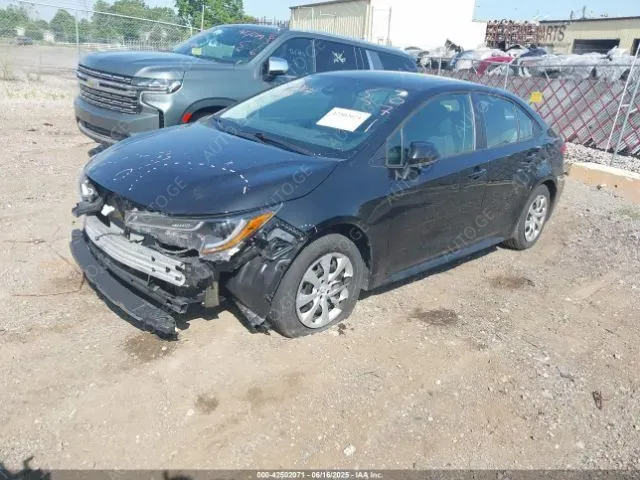 Toyota Corolla 2021 — photo 2