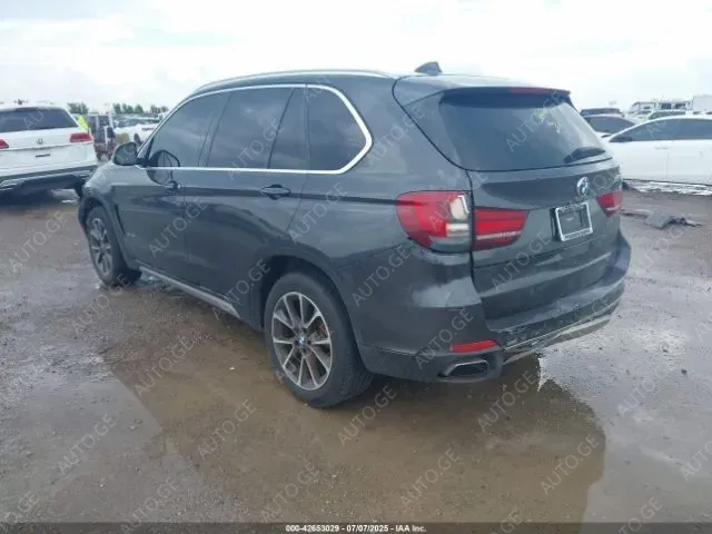BMW X5 2018 — photo 2