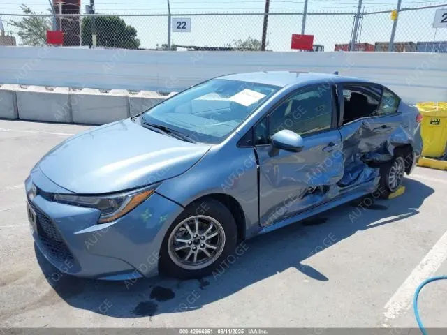 Toyota Corolla 2022 — photo 2