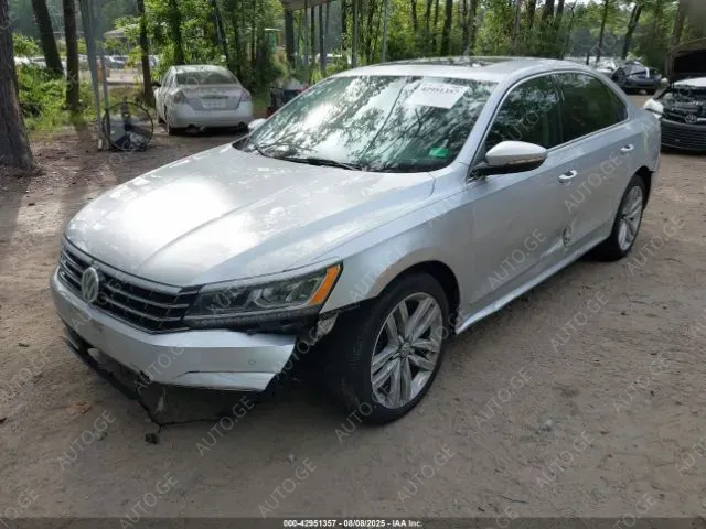 Volkswagen Passat 2017 — photo 2