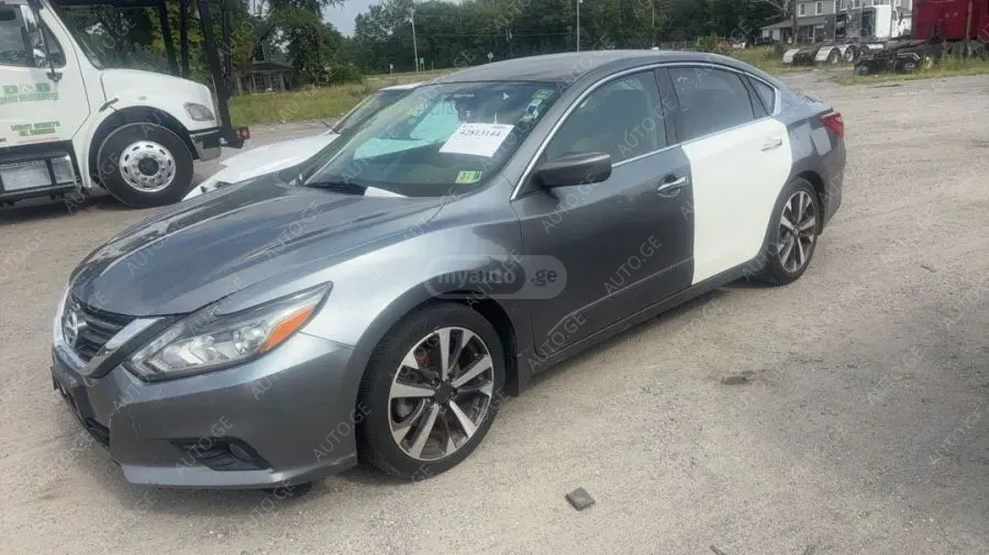 Nissan Altima 2016 — photo 2
