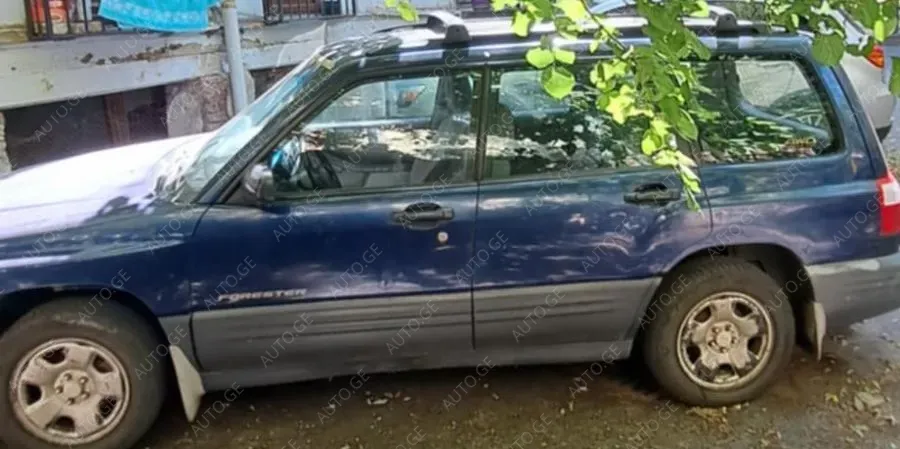 Subaru Forester 2002 — photo 2