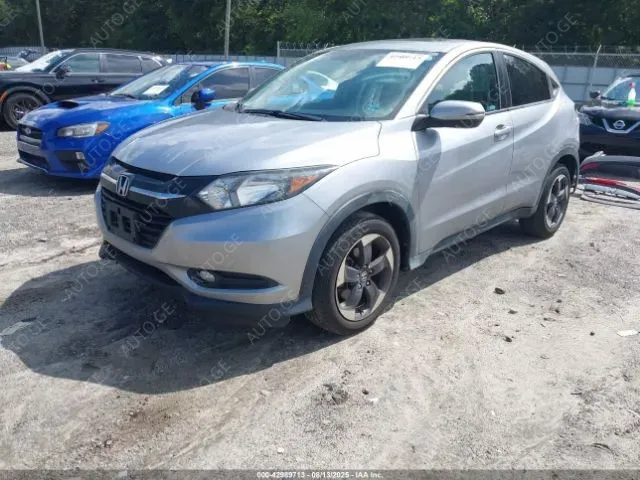 Honda HR-V 2018 — photo 2