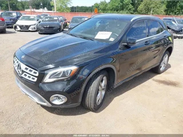 Mercedes-Benz Gla-250G 2020 — photo 2