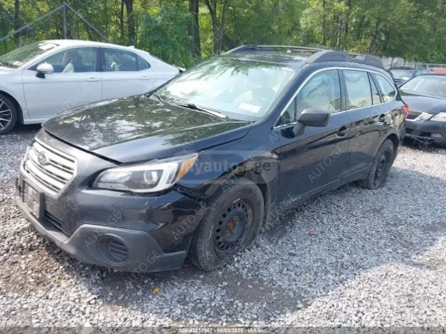 Subaru Outback 2016 — photo 2