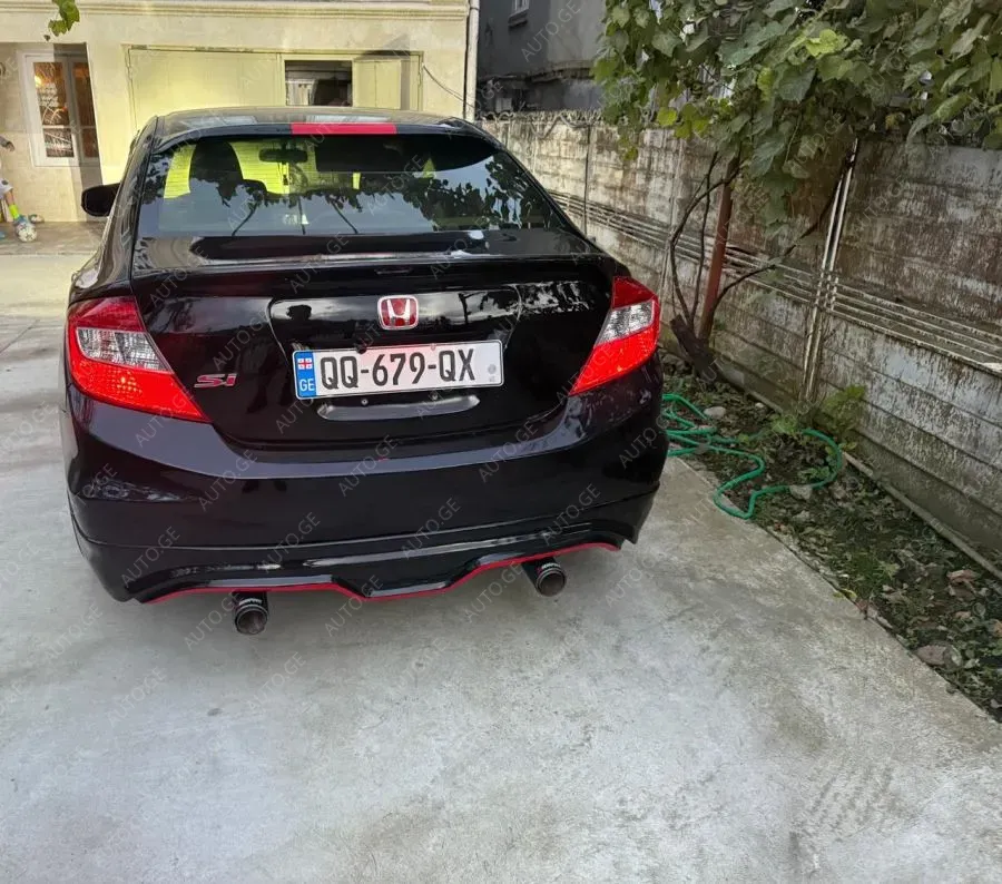 Honda Civic 2012 — photo 2