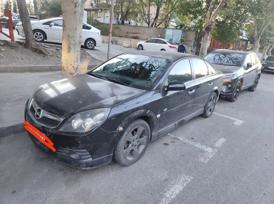 Opel Vectra 2006 — photo 2