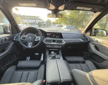 BMW X5 2019 — photo 2