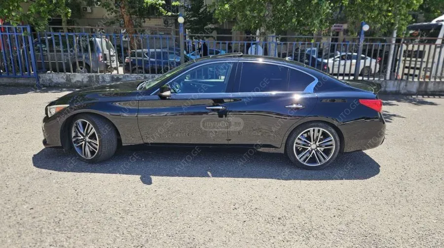 Infiniti Q50 2015 — photo 2
