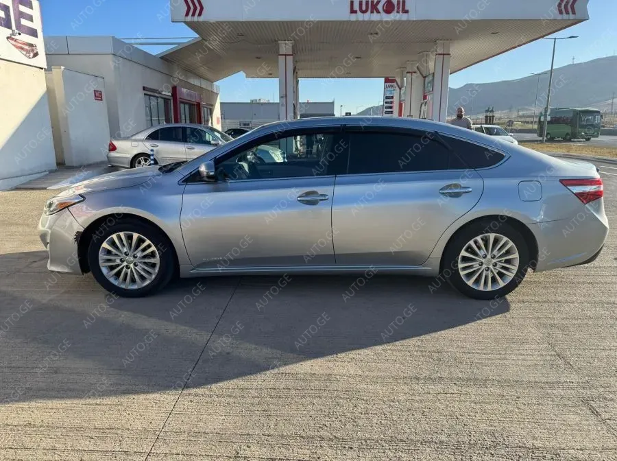Toyota Avalon 2014 — photo 2