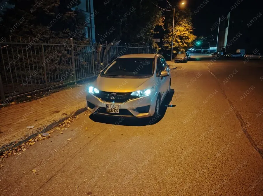 Honda Fit 2015 — photo 2