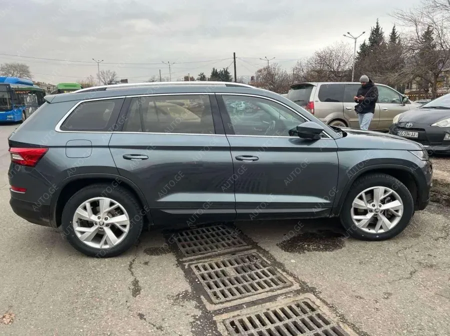 Skoda Sxva 2019 — photo 2