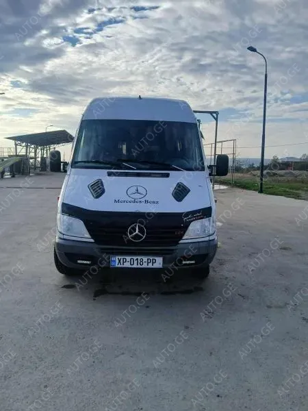 Mercedes-Benz Sprinter 2000 — photo 2