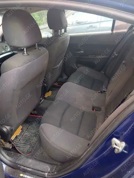 Chevrolet Cruze 2013 — photo 2