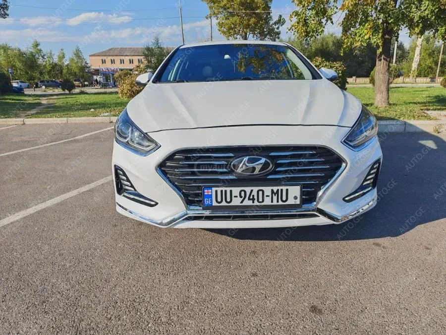 Hyundai Sonata