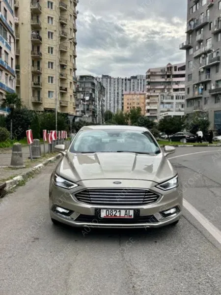 Ford Fusion 2018 — photo 2