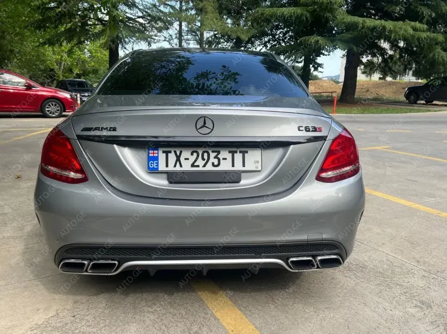 Mercedes-Benz C-63-Amg-S 2016 — photo 2